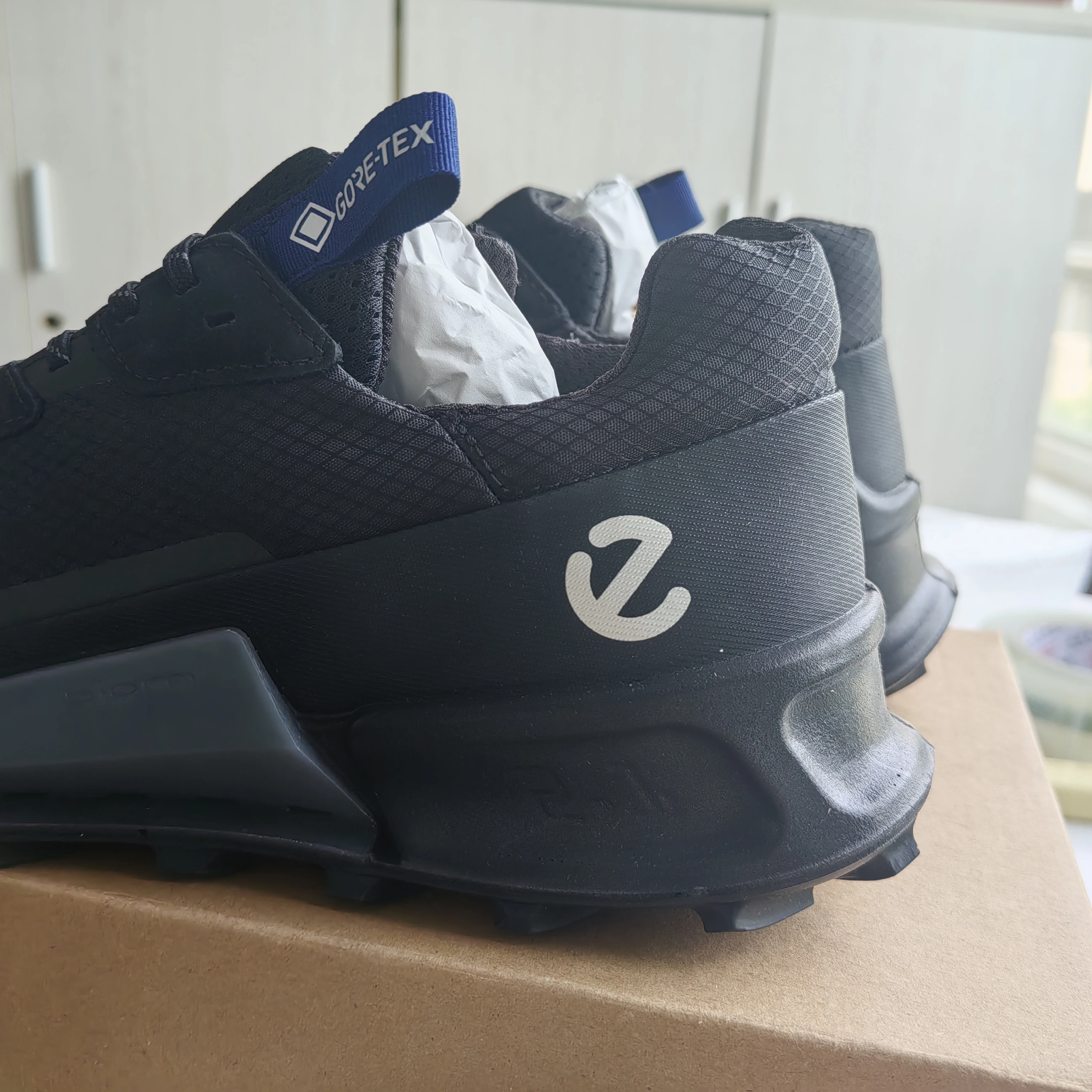 ecco爱步 BIOM 2.1 X COUNTRY 户外轻盈舒适 ��透气 低帮 生活休闲鞋 男款 黑色 商品
