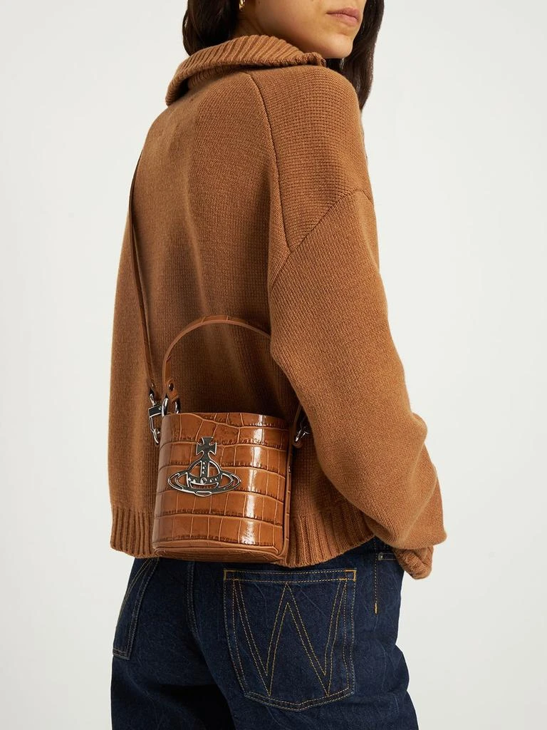商品Vivienne Westwood|Small Daisy Croc Embossed Top Handle Bag,价格¥3944,第1张图片详细描述