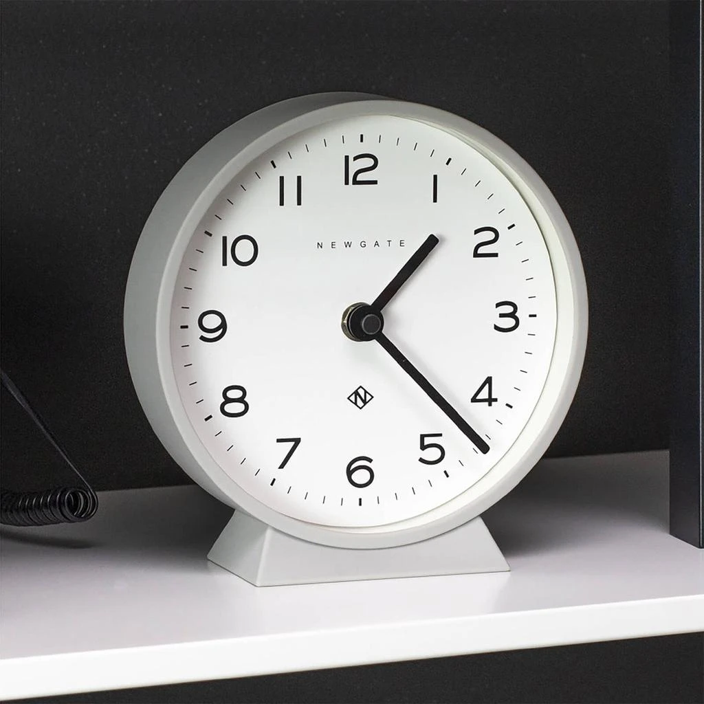 商品The Hut|Newgate M Mantel Echo Clock - Grey,价格¥208,第4张图片详细描述