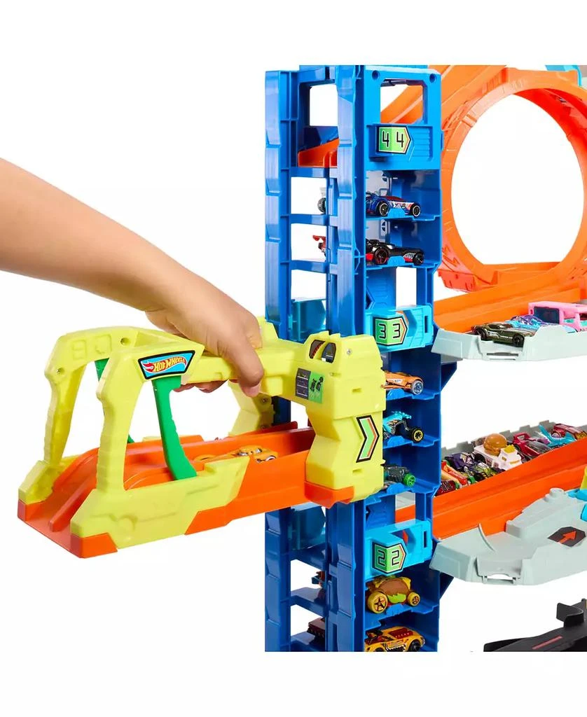 商品Hot Wheels|City Ultimate Garage Playset with 2 Die-Cast Cars, Toy Storage For 50 Plus Cars,价格¥741,第3张图片详细描述