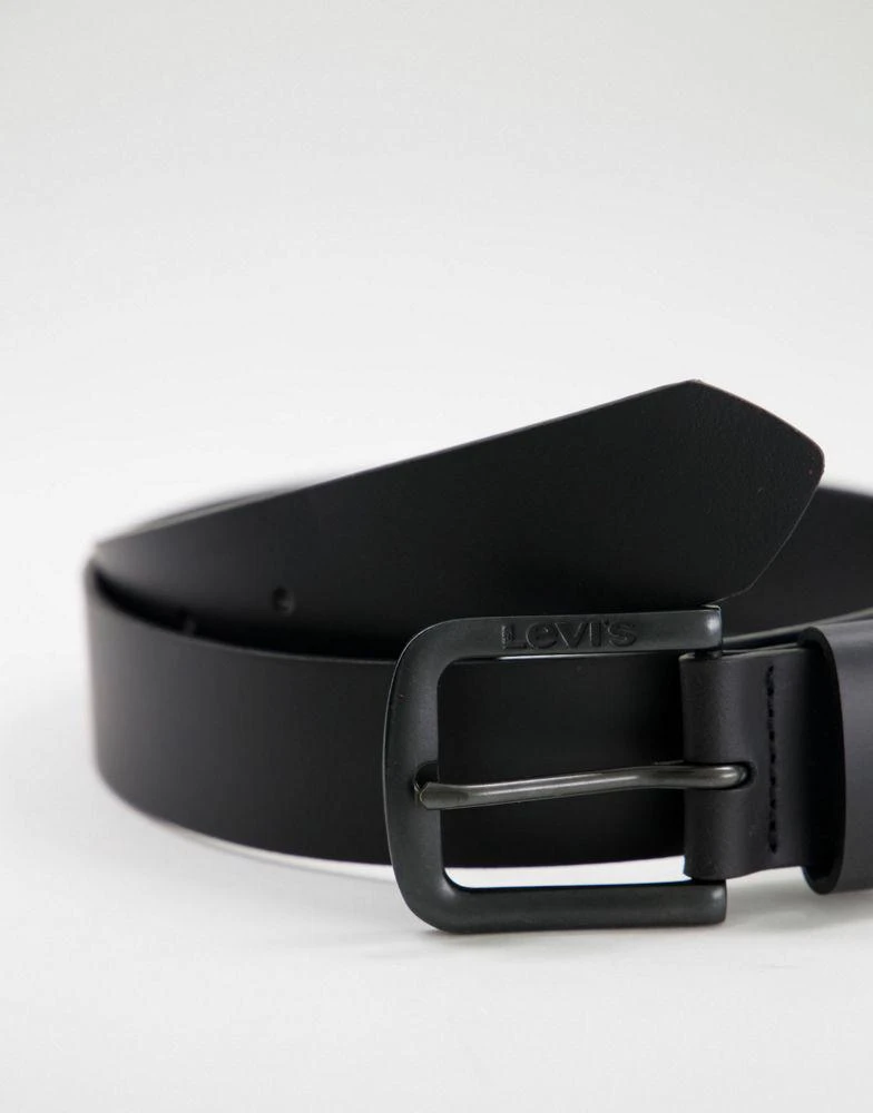 商品Levi's|Levi's Seine metal leather belt in matte black,价格¥311,第2张图片详细描述