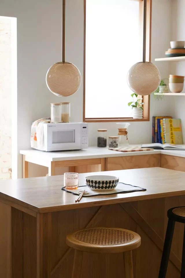 商品Urban Outfitters|Ansel Pendant Light,价格¥672,第2张图片详细描述