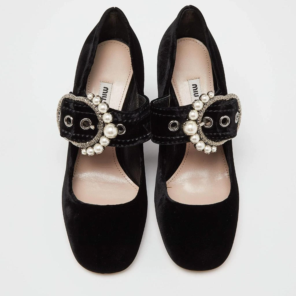 ��商品[二手商品] Miu Miu|Miu Miu Black Velvet Pearl Embellished Mary Jane Pumps Size 38.5,价格¥4620,第3张图片详细描述