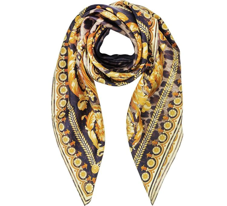 商品Versace|Versace 范思哲 米色野生巴洛克印花丝绸方巾,价格¥1682,第1张图片