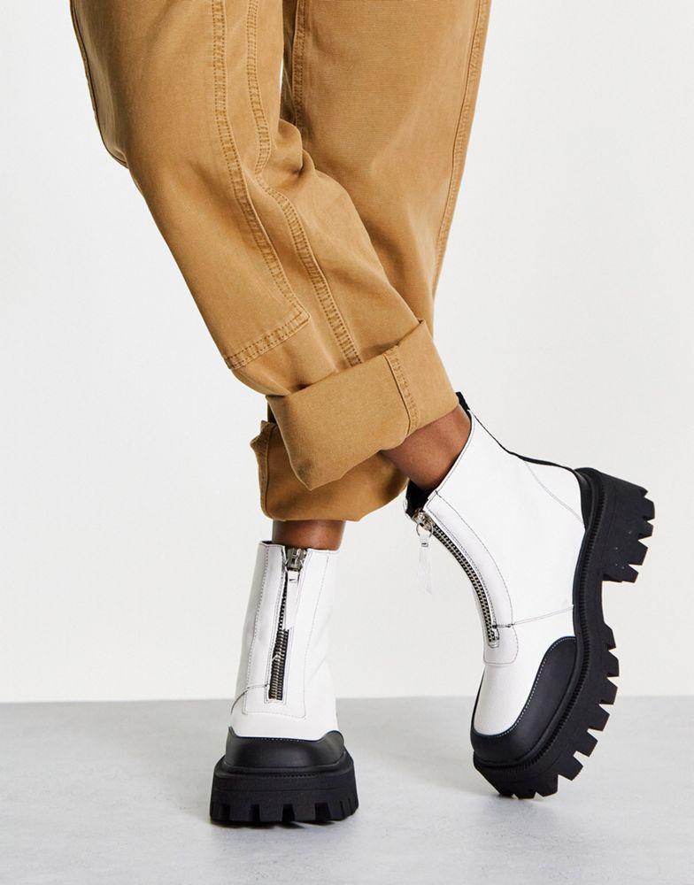 商品ASOS|ASOS DESIGN Wide Fit Autumn square toe front zip boots in white,价格¥184,第6张图片详细描述