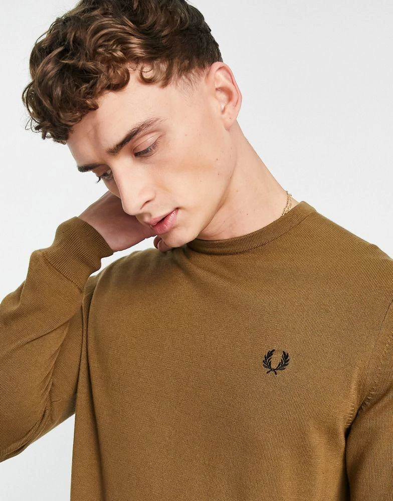 商品Fred Perry|Fred Perry classic crew neck jumper in brown,价格¥779,第3张图片详细描述