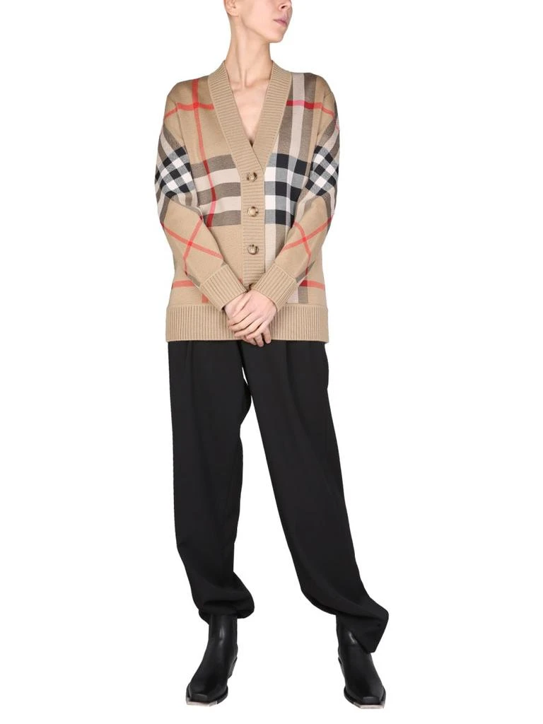 商品Burberry|TECHNICAL CARDIGAN WITH TARTAN PATTERN,价格¥7193,第3张图片详细描述