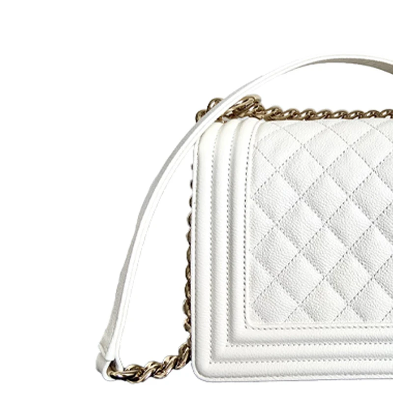 商品[国内直发] Chanel|香奈儿 LEBOY 金扣菱格纹链条颗粒压花 小牛皮 单肩斜挎包 中号 女款 白色,价格¥54451,第5张图片详细描述