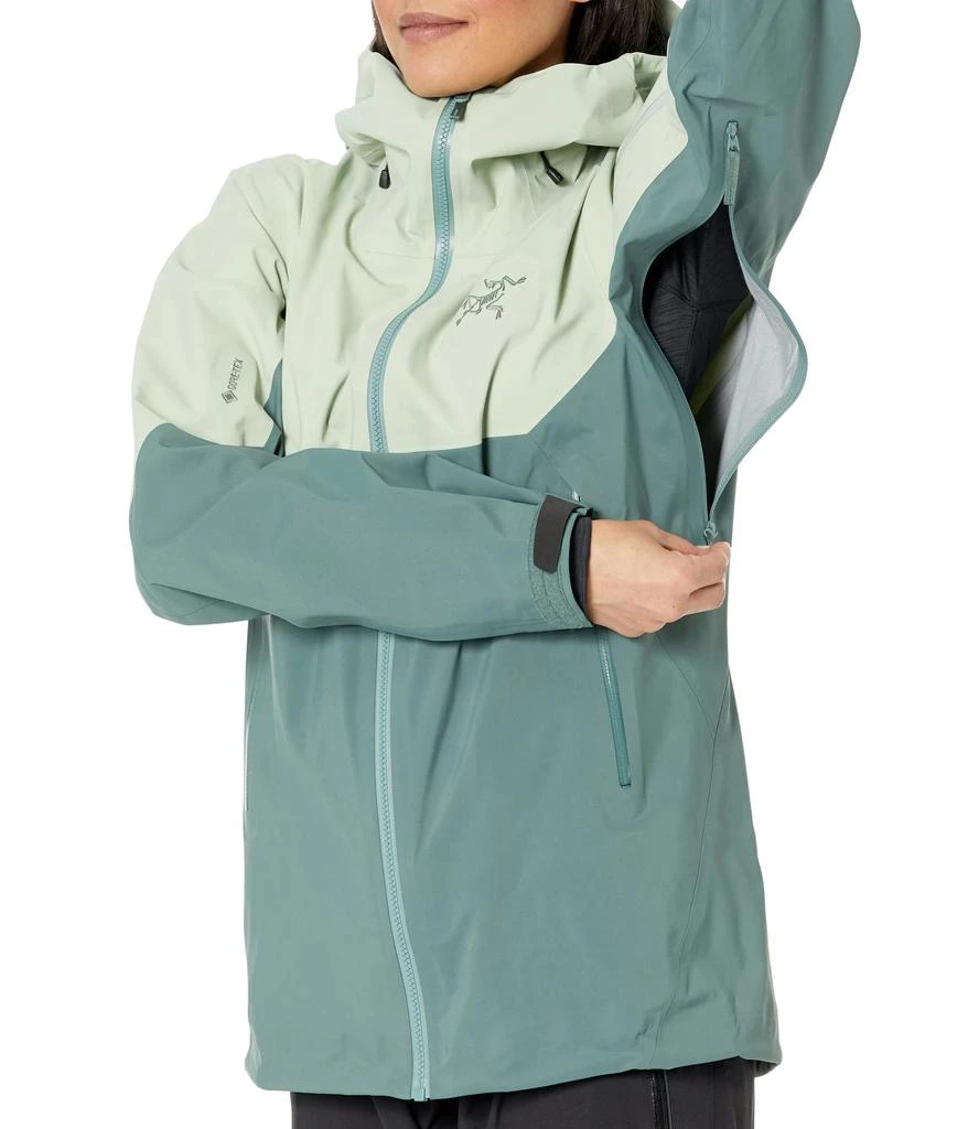 商品Arc'teryx|女式 始祖鸟 Sentinel系列 全天候连帽户外冲锋衣 雪服,价格¥3785,第3张图片详细描述