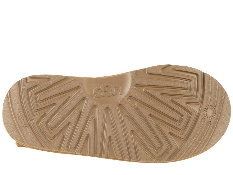 商品UGG|Darrah II (Little Kid/Big Kid),价格¥994,第3张图片详细描述