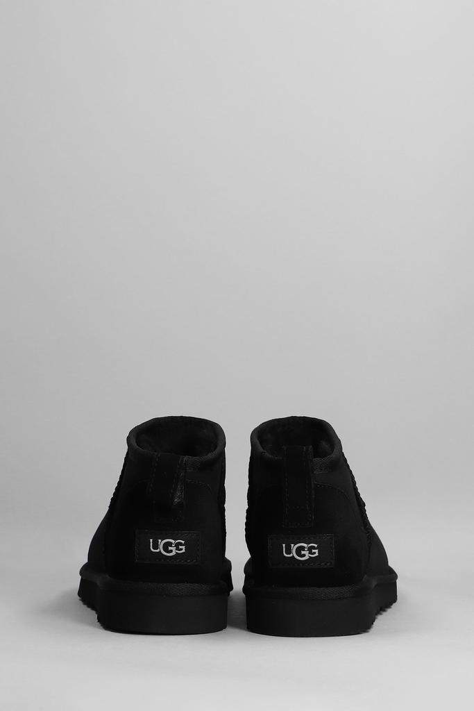 UGG Classic Ultra Mini Low Heels Ankle Boots In Black Suede商品第4张图片规格展示