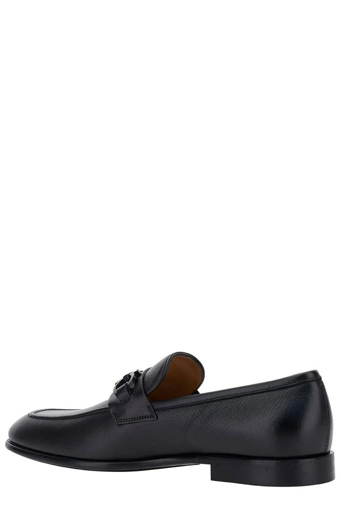 商品Salvatore Ferragamo|Salvatore Ferragamo Gancini-Buckle Slip-On Loafers,价格¥4173,第3张图片详细描述