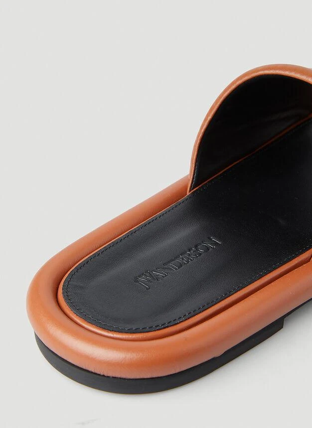 Bumper Flat Sandals in Brown 商品