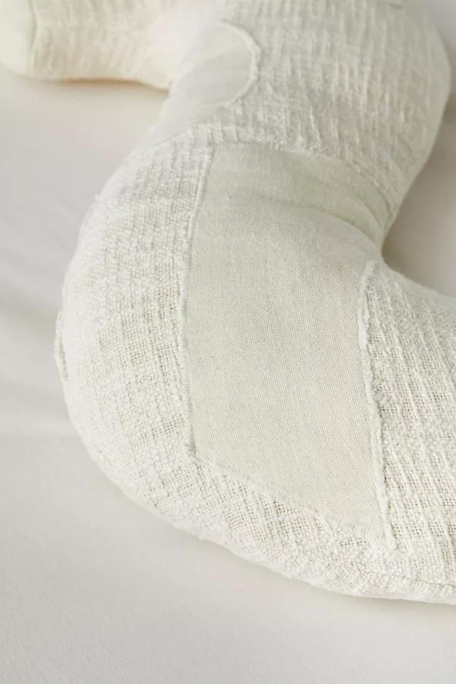 商品Urban Outfitters|Squiggle Acid Wash Throw Pillow,价格¥668,第5张图片详细描述