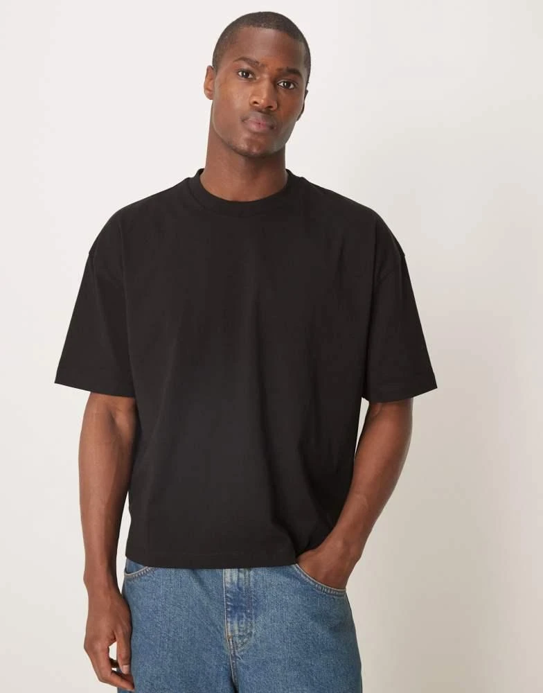 商品ASOS|ASOS DESIGN boxy oversized t-shirt with back sports graphic in black,价格¥189,第3张图片详细描述