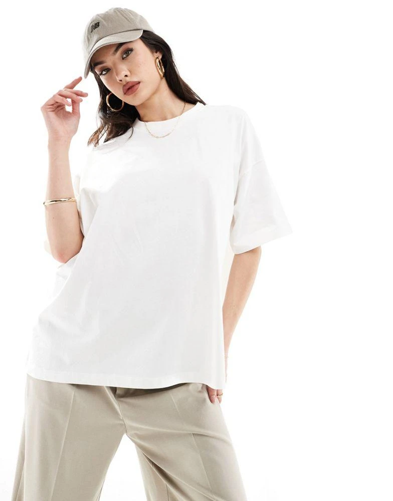商品ASOS|ASOS DESIGN oversized t-shirt with paris stacked back graphic in cream,价格¥146,第4张图片详细描述
