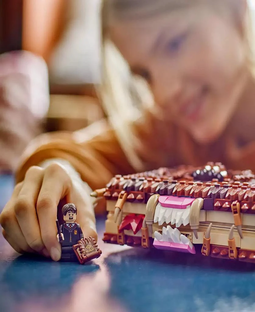 商品LEGO|Harry Potter Chomping Monster Book of Monsters 76449 Toy Building Set, 518 Pieces,价格¥442,第2张图片详细描述