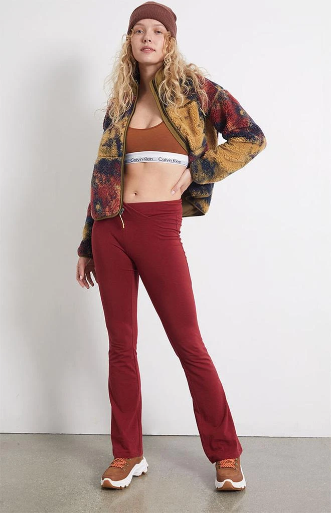 商品PacSun|Surplice V Waist Flare Yoga Pants,价格¥73,第1张图片