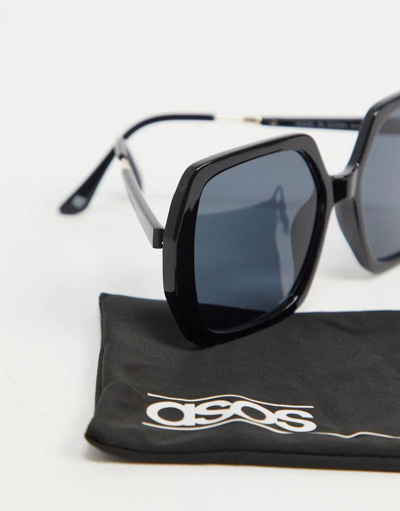 商品ASOS|ASOS DESIGN oversized 70s sunglasses in shiny black,价格¥96,第4张图片详细描述