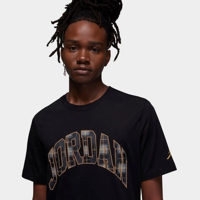 Men's Jordan Essential Holiday T-Shirt 商品