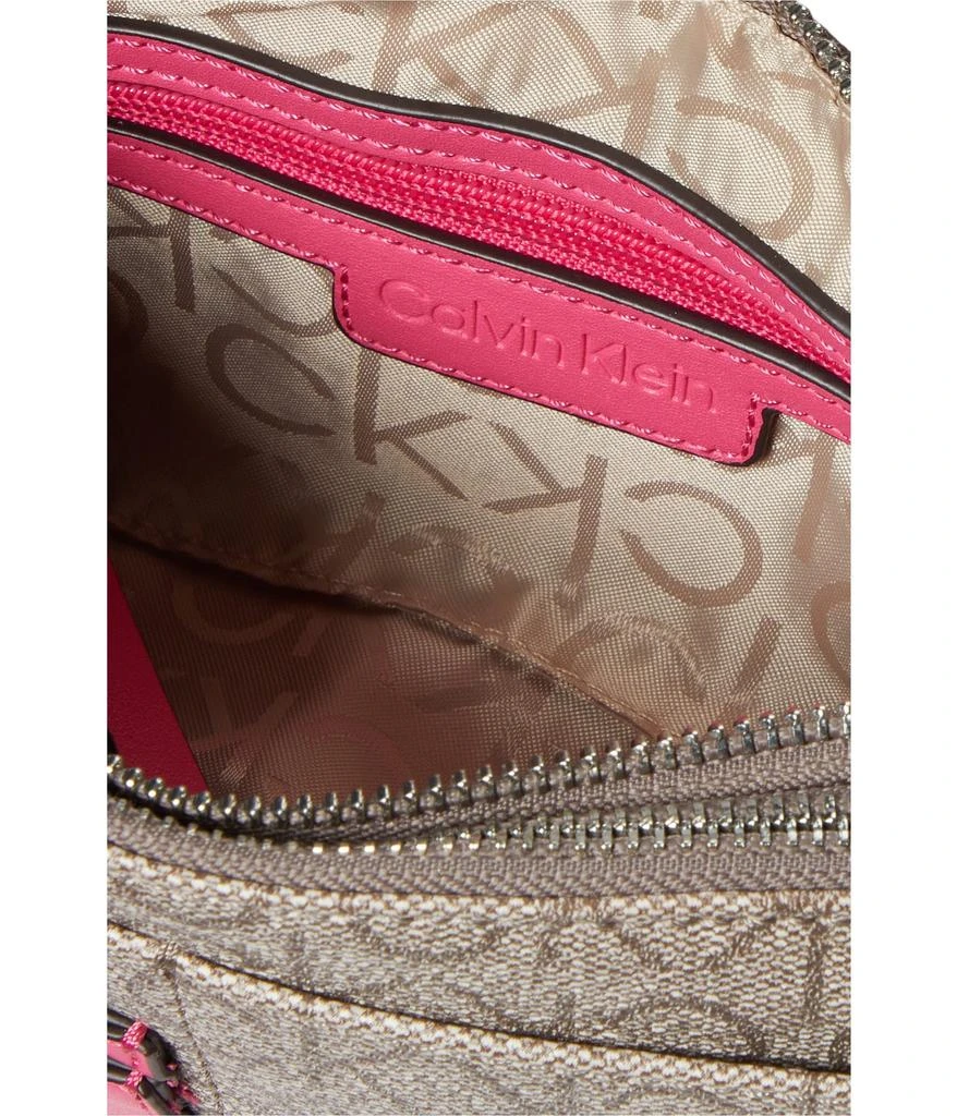 商品Calvin Klein|Jana Signature Convertible Crossbody/Belt Bag,价格¥660,第3张图片详细描述