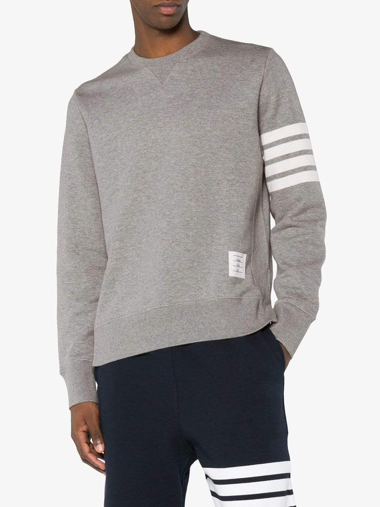 商品Thom Browne|THOM BROWNE MEN CLASSIC SWEATSHIRT WITH ENGINEERED 4 BAR IN CLASSIC LOOP BACK,价格¥5875,第1张图片