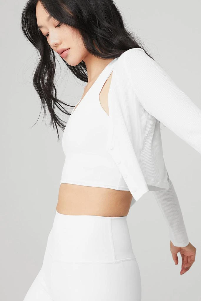 商品Alo|Ribbed Cropped Whisper Cardigan - White,价格¥330,第4张图片详细描述