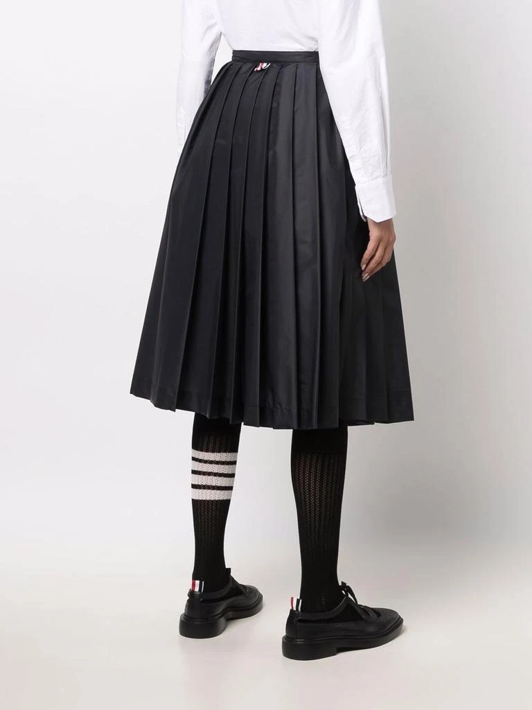 商品Thom Browne|THOM BROWNE WOMEN BELOW KNEE PLEATED WRAP SKIRT IN SHEER NYLON RIPSTOP,价格¥3079,第2张图片详细描述