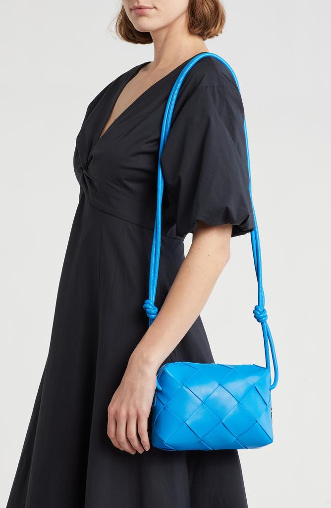 Shop Woven Crossbody Bag on Sale at BeyondStyle – Get 73