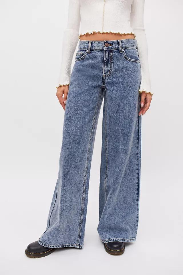 商品BDG|BDG Low & Wide Jean,价格¥75,第3张图片详细描述