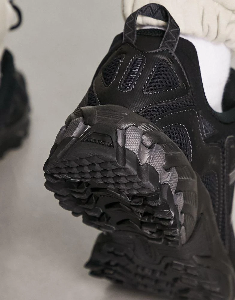 商品New Balance|New Balance 610 trainers in triple black,价格¥897,第3张图片详细描述