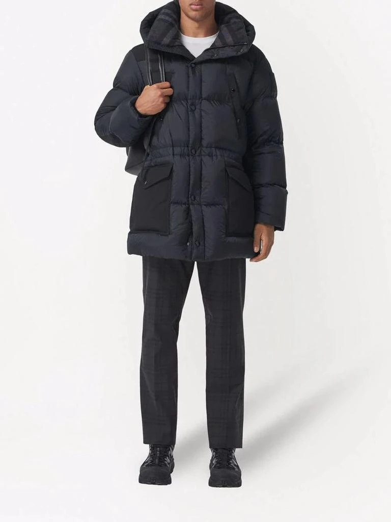 商品Burberry|BURBERRY logo appliqué nylon puffer coat,价格¥7902,第2张图片详细描述