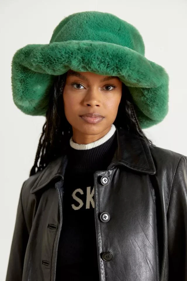 商品Urban Outfitters|Celine Wide Faux Fur Bucket Hat,价格¥76,第1张图片