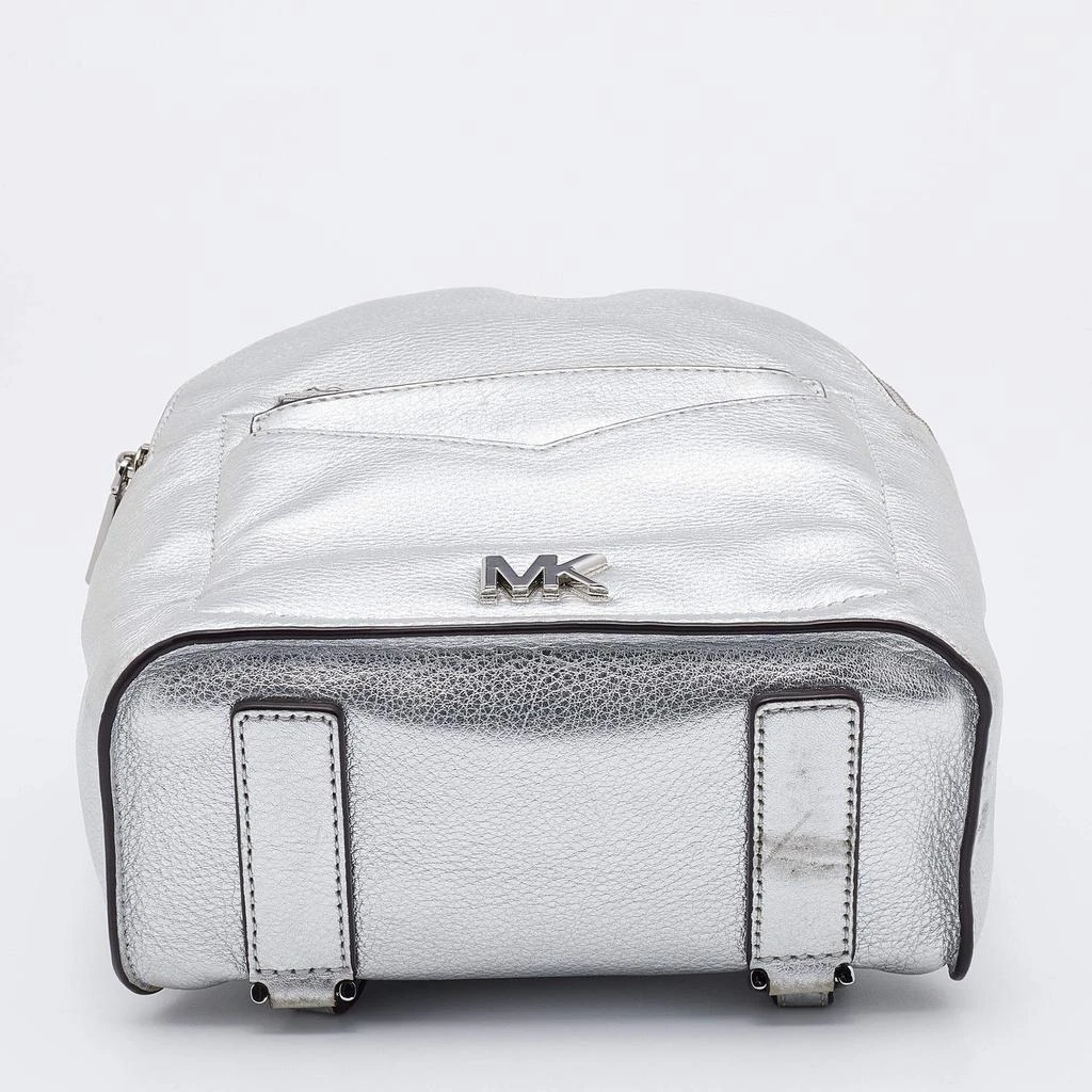 Michael Kors Silver Leather Jessa Convertible Backpack 商品