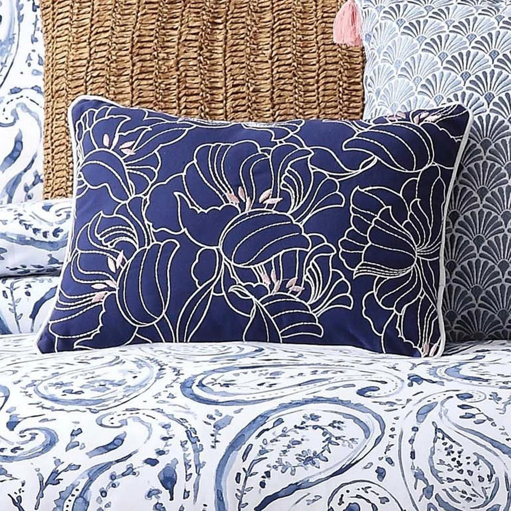 商品Oceanfront Resort|Indienne Paisley Embroidered Floral Decorative Pillow,价格¥303,第1张图片