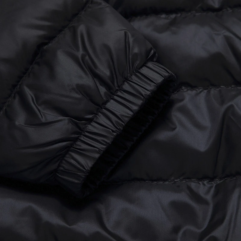 Moncler 盟可睐 女士黑色拼多色尼龙混纺棉服 4537999-53048-999 商品