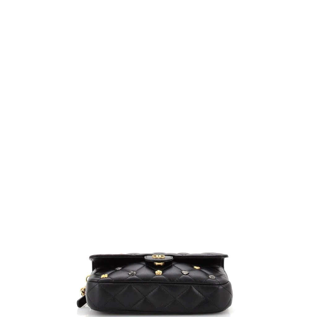 商品[二手商品] Chanel|18K Charms Classic Flap Phone Holder with Chain Quilted Lambskin,价格¥23414,第5张图片详细描述