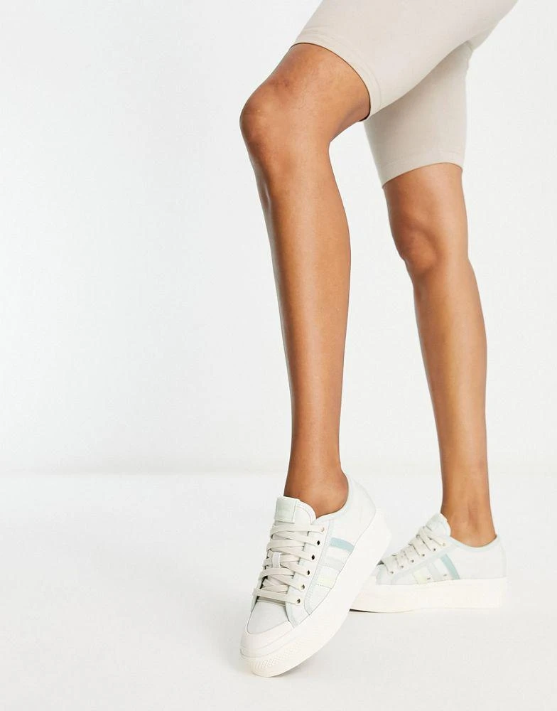 商品Adidas|adidas Originals Nizza platform trainers in cream with gradient stripes,价格¥516,第3张图片详细描述