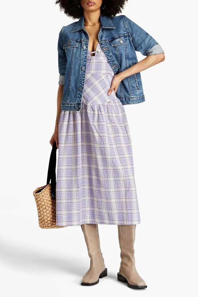 商品Ganni|Gathered checked cotton-blend seersucker midi dress,价格¥516,第2张图片详细描述