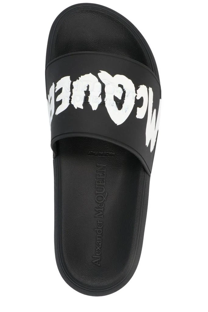 商品Alexander McQueen|Alexander McQueen Graffiti Logo Slides,价格¥2398,第4张图片详细描述