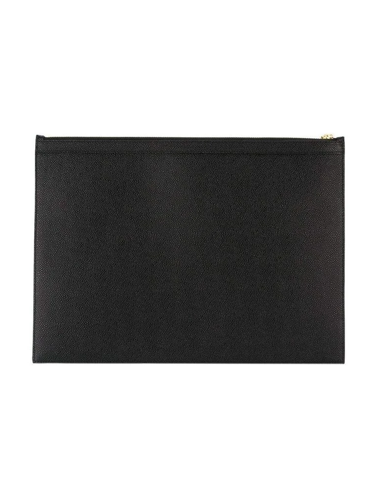 商品Thom Browne|THOM BROWNE Large Zipper Laptop Holder (39X28CM) In Pebble Grain,价格¥2923,第3张图片详细描述