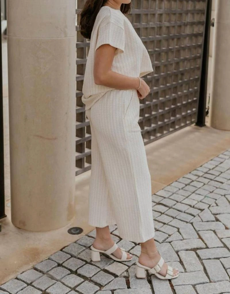 商品Sunland 17|Sunland 17 - Willow Woven Cropped Pants,价格¥330,第2张图片详细描述