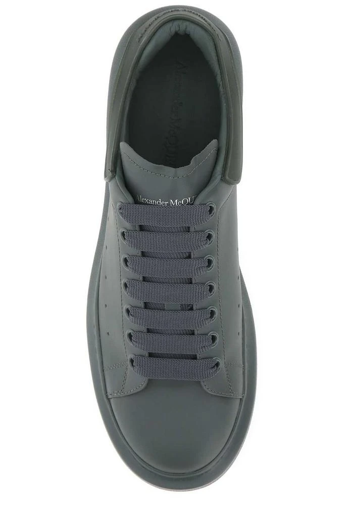 商品Alexander McQueen|Alexander McQueen Oversized Lace-Up Sneakers,价格¥4367,第3张图片详细描述