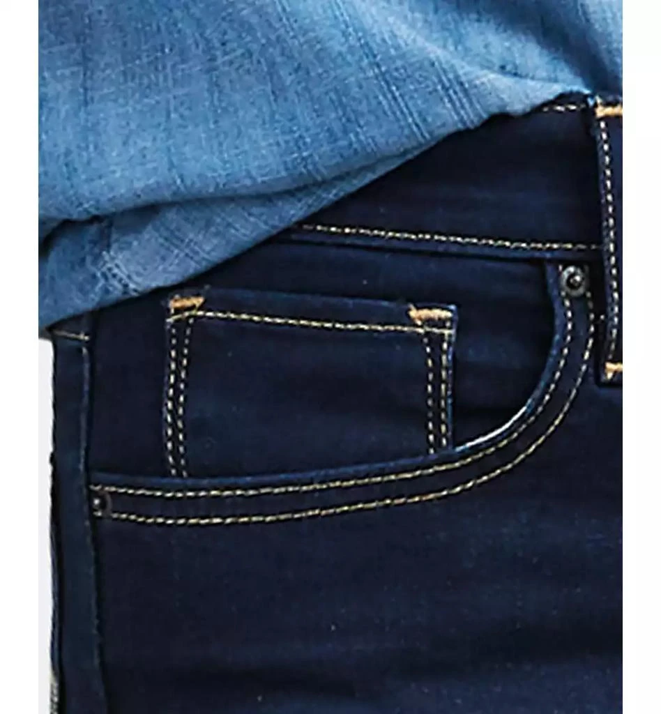 商品Levi's|Women's 724 Straight-Leg Jeans in Short Length,价格¥307,第4张图片详细描述