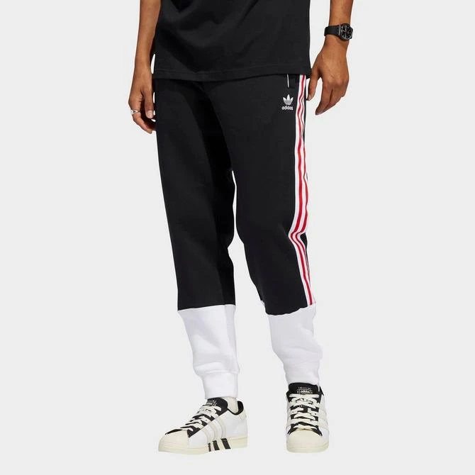 商品Adidas|Men's adidas Originals SST Fleece Track Jogger Pants,价格¥512,第2张图片详细描述