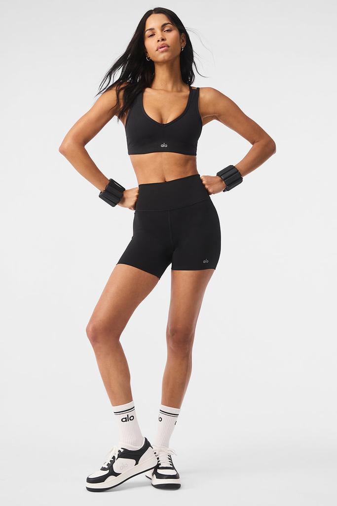 ヨガ・ピラティス alo Airlift Ribbed Jump Start V-Neck Bra Alo Airlift Ribbed Jump Start V-Neck Bra - Black - Lingerie - Free