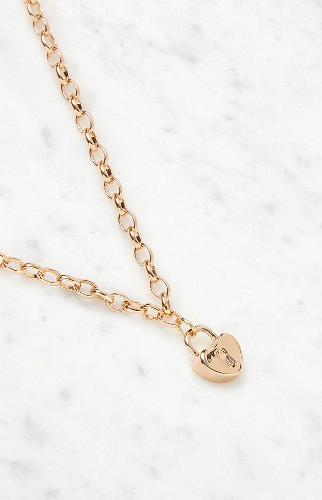 商品John Galt|Heart Charm Necklace,价格¥67,第2张图片详细描述