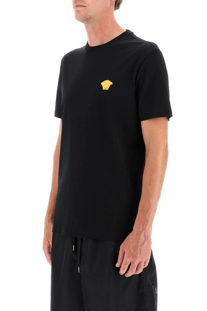 商品Versace|Versace taylor fit t-shirt with medusa embroidery,价格¥1458,第4张图片详细描述