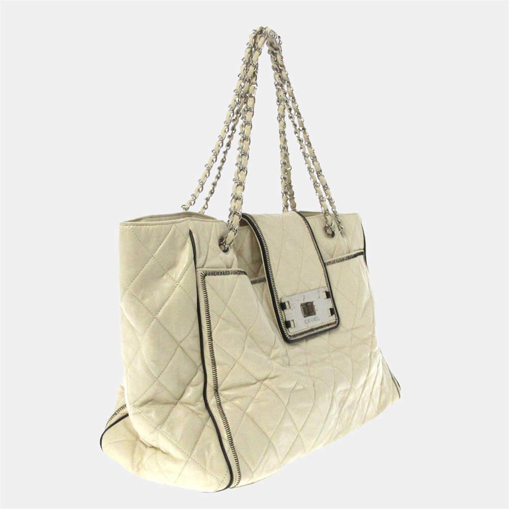 Chanel White Matelasse Reissue East West Tote Bag商品第2张图片规格展示