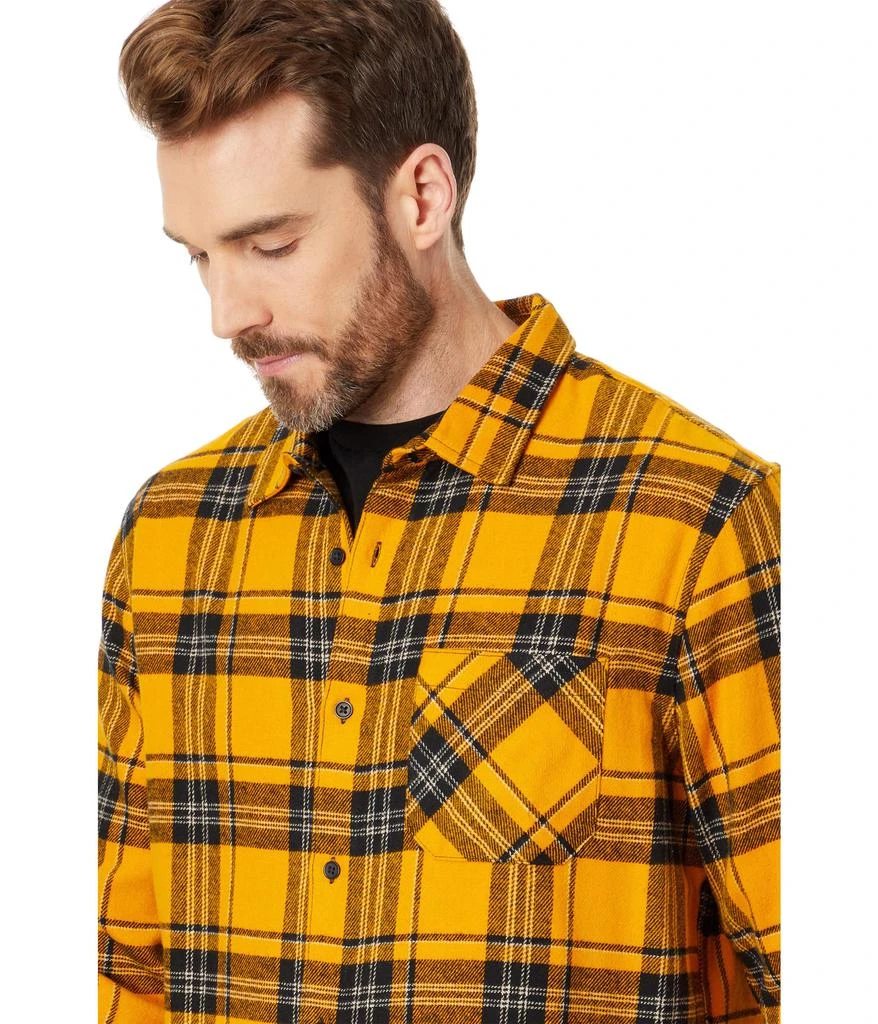 商品Oakley|Podium Plaid Long Sleeve Flannel,价格¥390,第3张图片详细描述